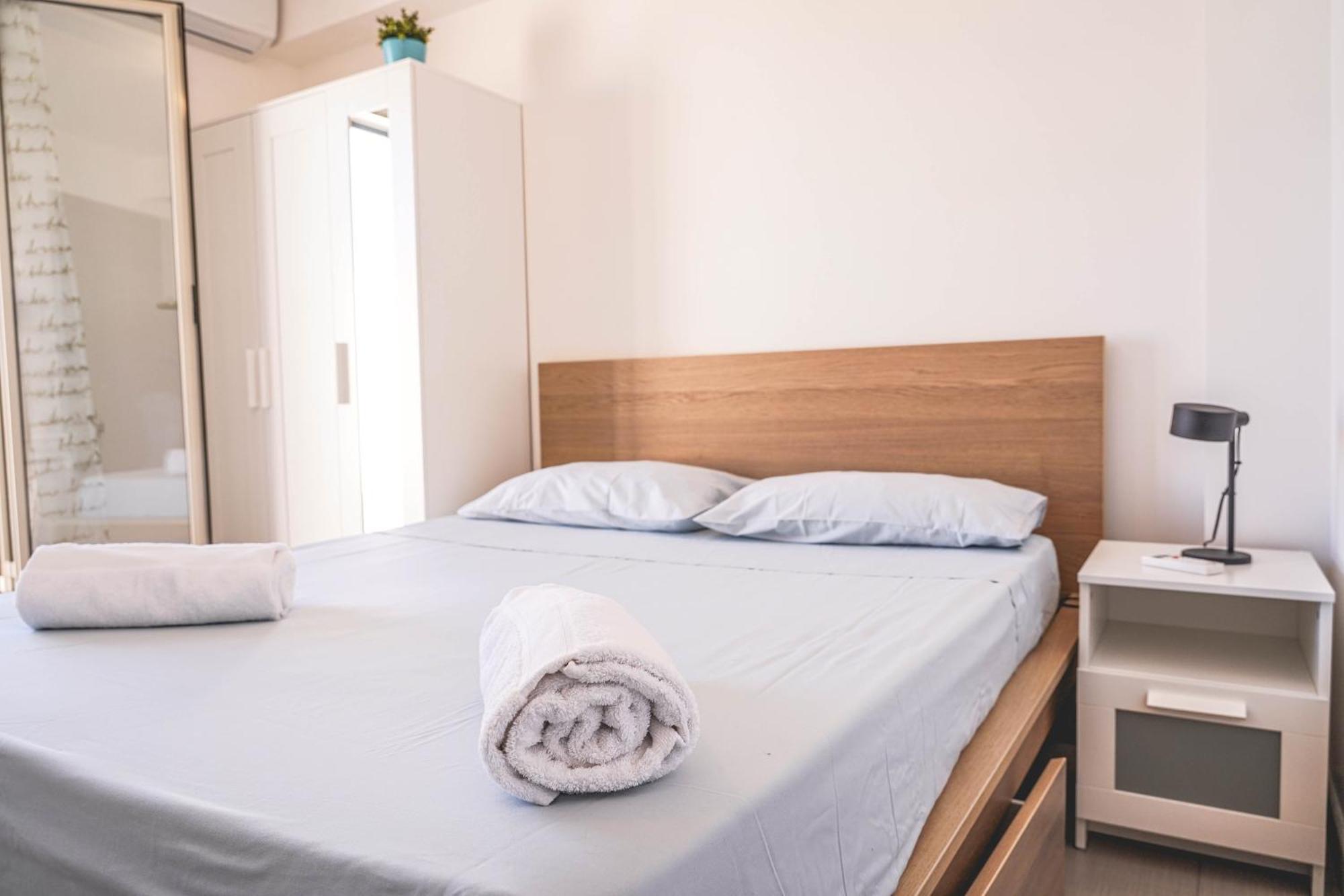 Апартаменты Attico Terrazza Cielomare Seaview Поццалло Экстерьер фото